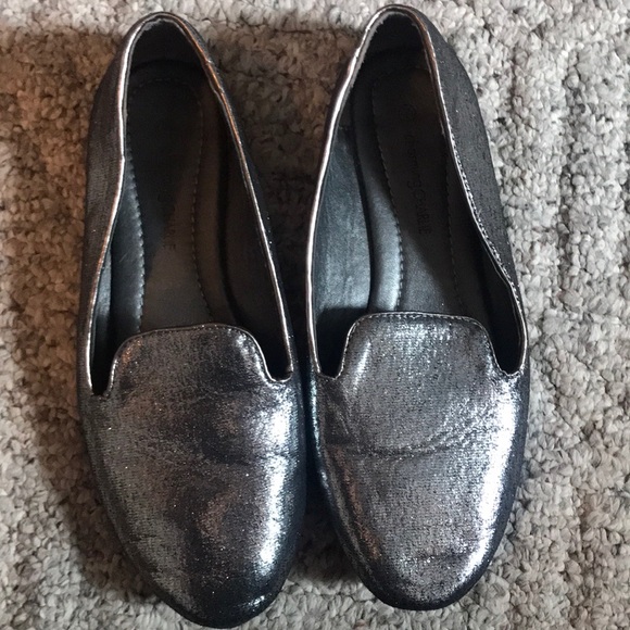 Silver flats - Picture 4 of 8